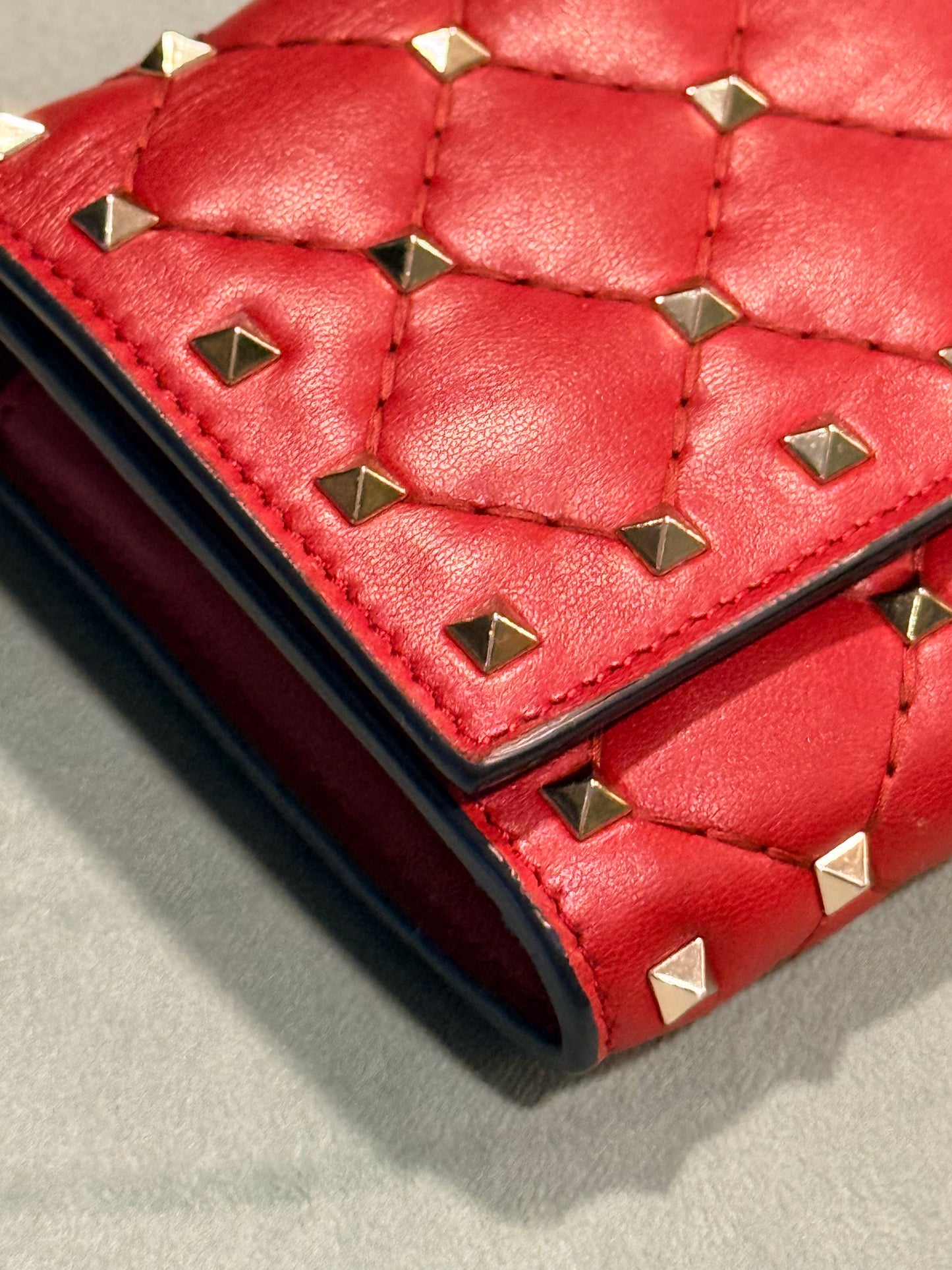 VALENTINO RED SPIKE CONTINENTAL WALLET