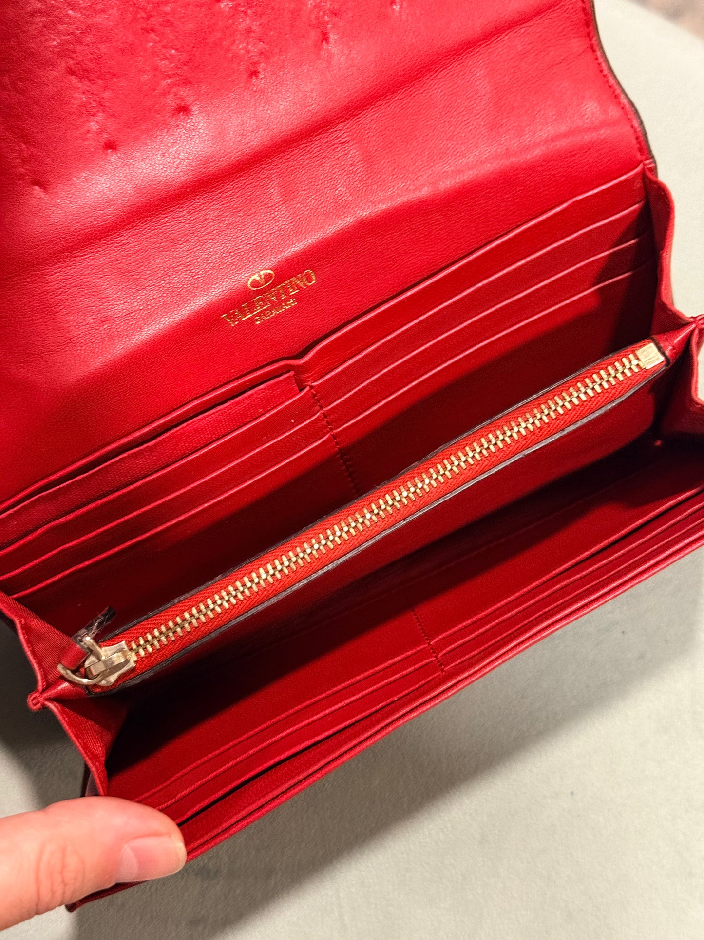 VALENTINO RED SPIKE CONTINENTAL WALLET