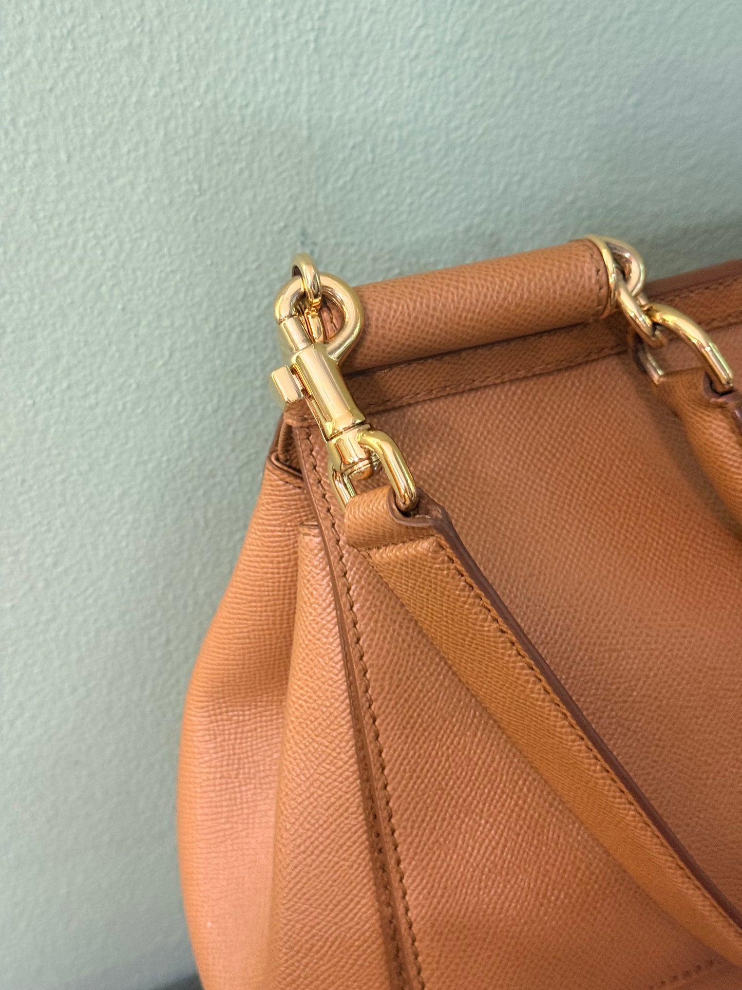 DOLCE & GABBANA TAN LARGE MISS SICILY HANDBAG