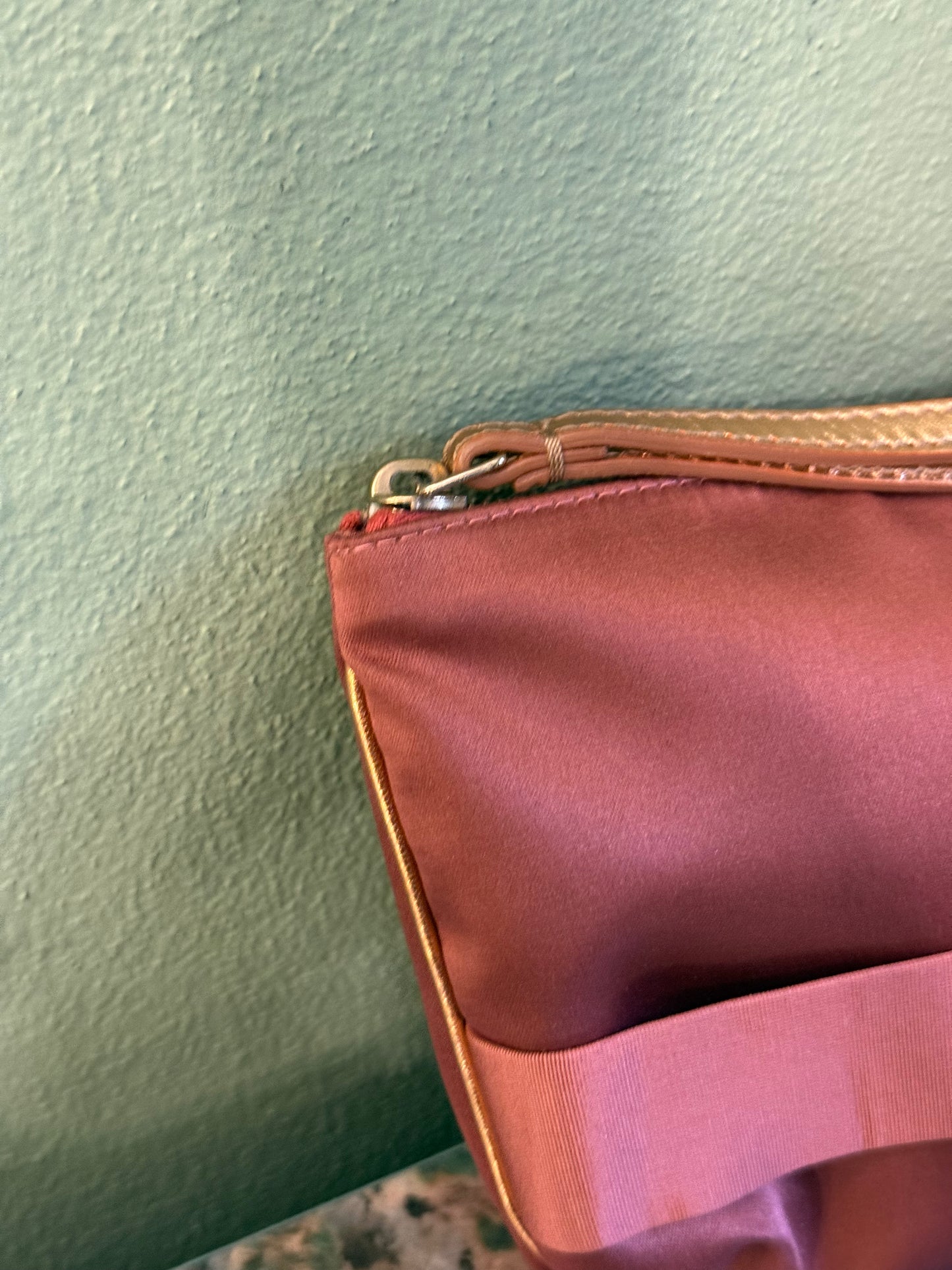 FENDI PINK SATIN POCHETTE