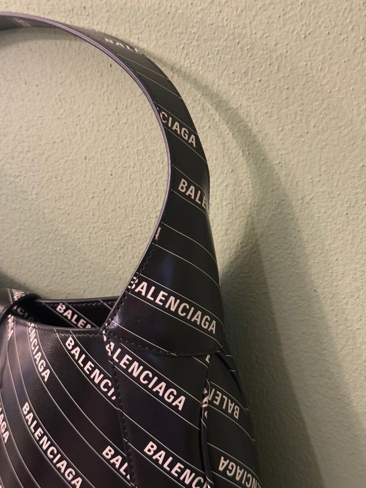 GUCCI X BALENCIAGA MEDIUM BLACK JACKIE 1961 SHOULDER BAG