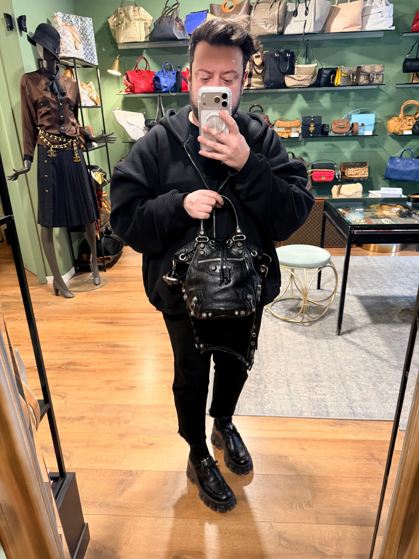 BALENCIAGA BLACK LE CAGOLE SMALL BUCKET CROSSBODY BAG