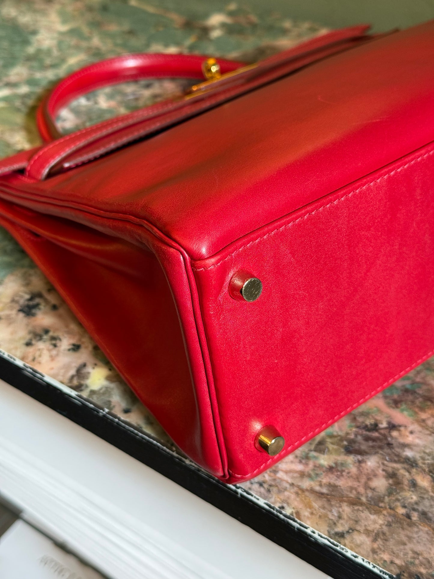 HERMÈS ROUGE VIF TADELAKT KELLY 32 HANDBAG
