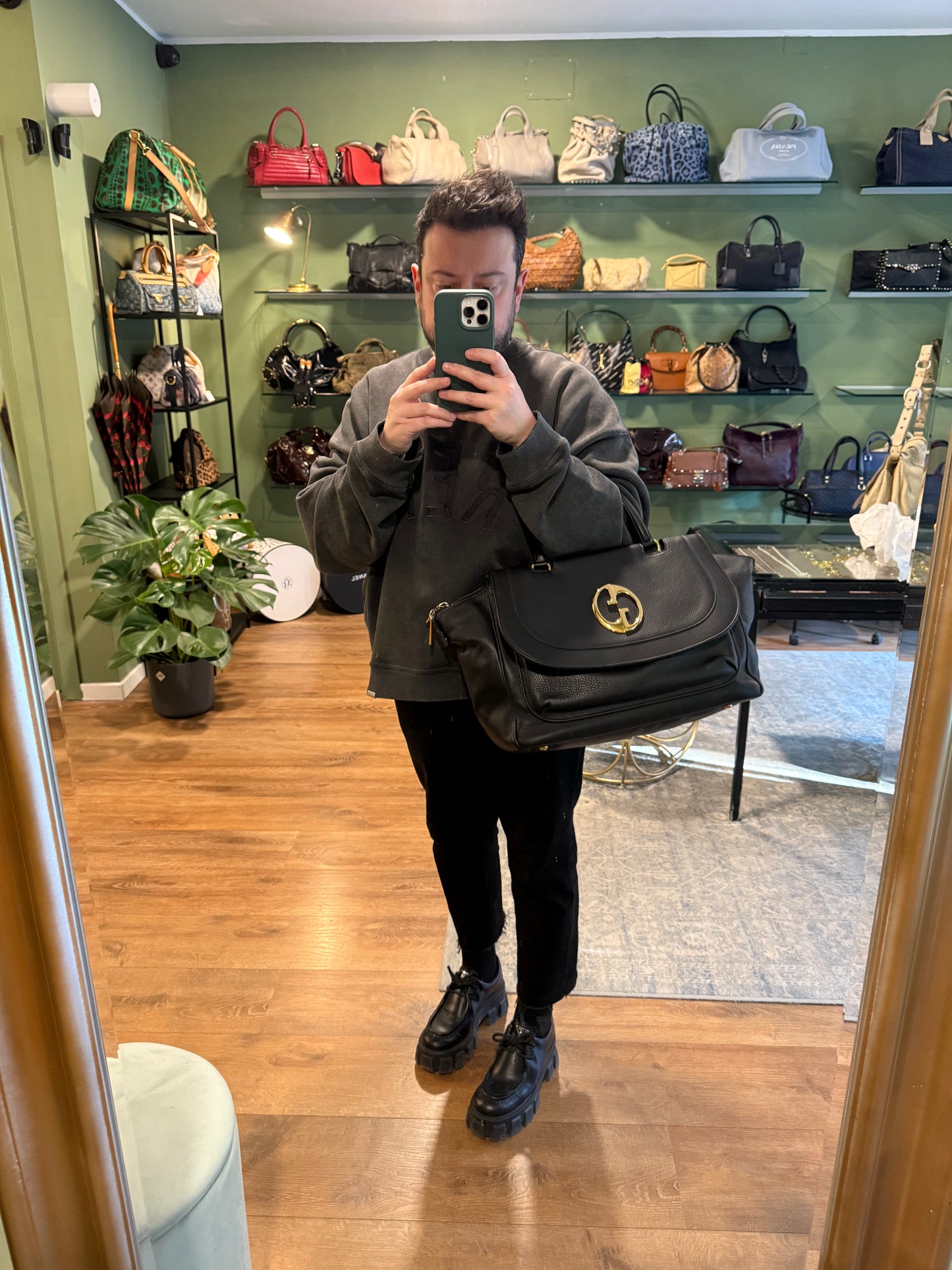 GUCCI BLACK LARGE 1973 HANDBAG