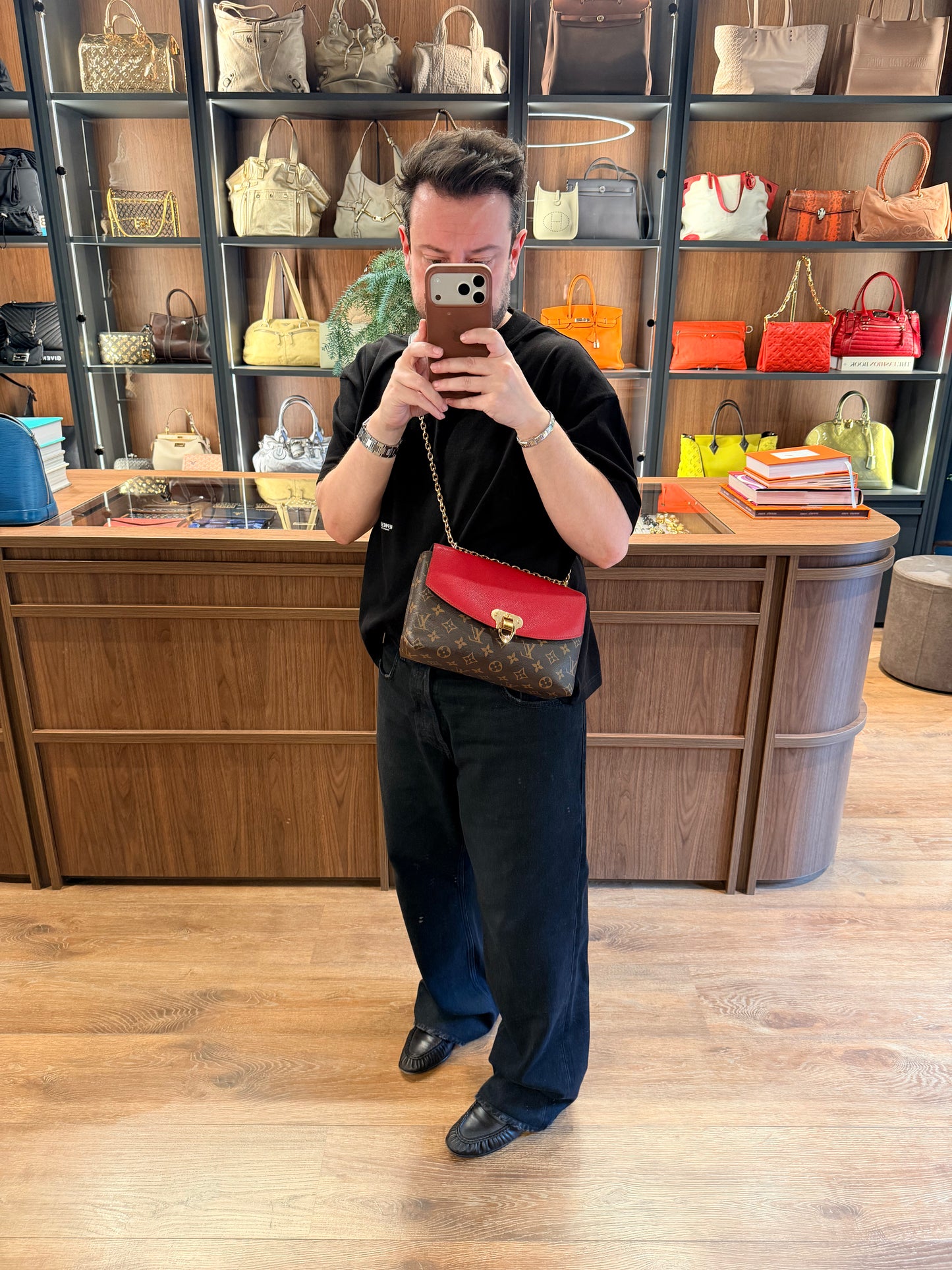 LOUIS VUITTON MONOGRAM SAINT PLACIDE CHAIN SHOULDER BAG