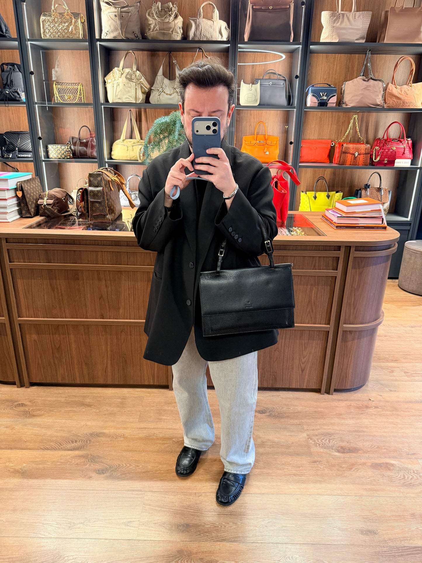 GUCCI BY TOM FORD BLACK TOP HANDLE HANDBAG