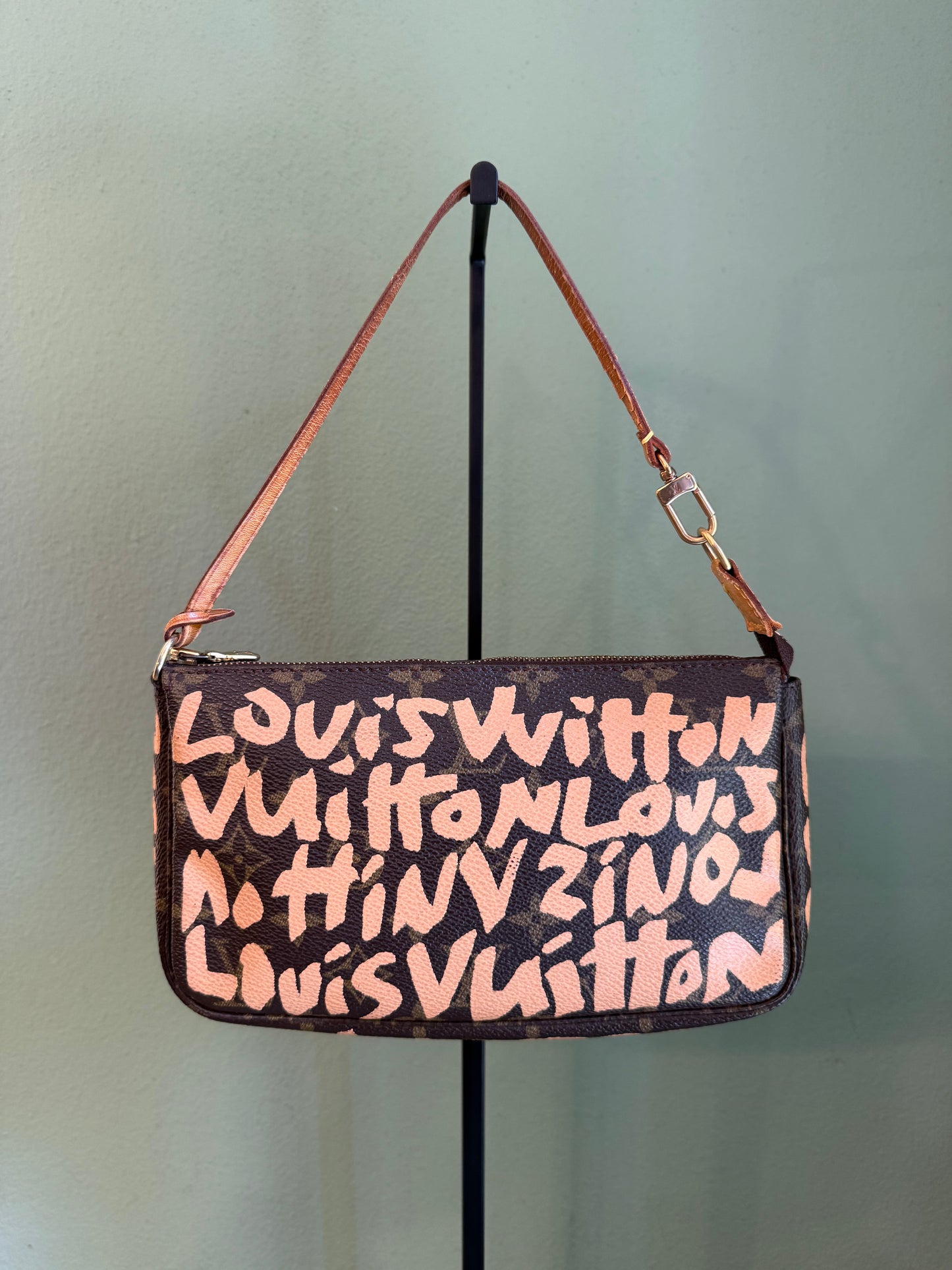 STEPHEN SPROUSE X LOUIS VUITTON GRAFFITI POCHETTE ACCESSOIRES
