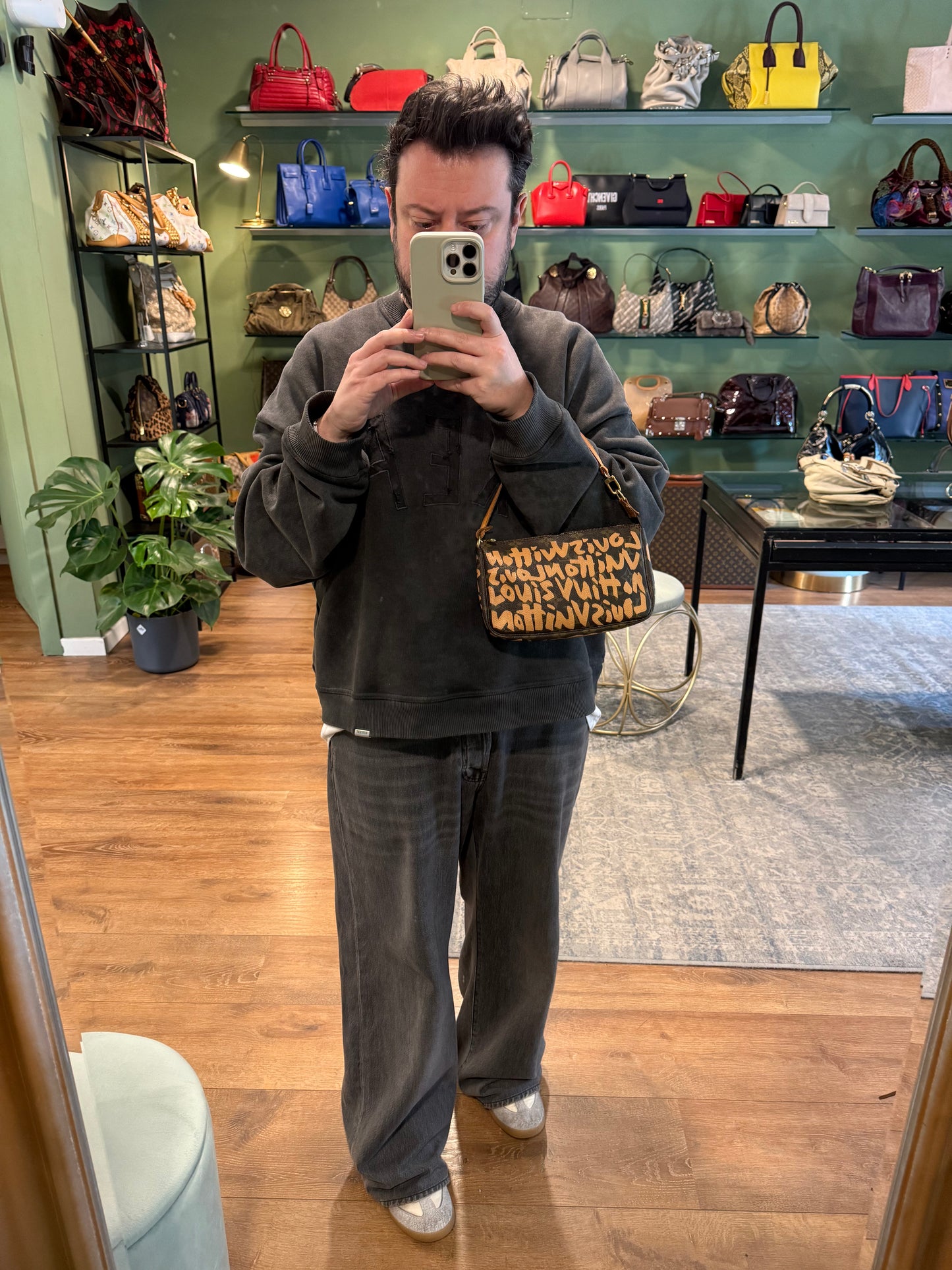 STEPHEN SPROUSE X LOUIS VUITTON GRAFFITI POCHETTE ACCESSOIRES