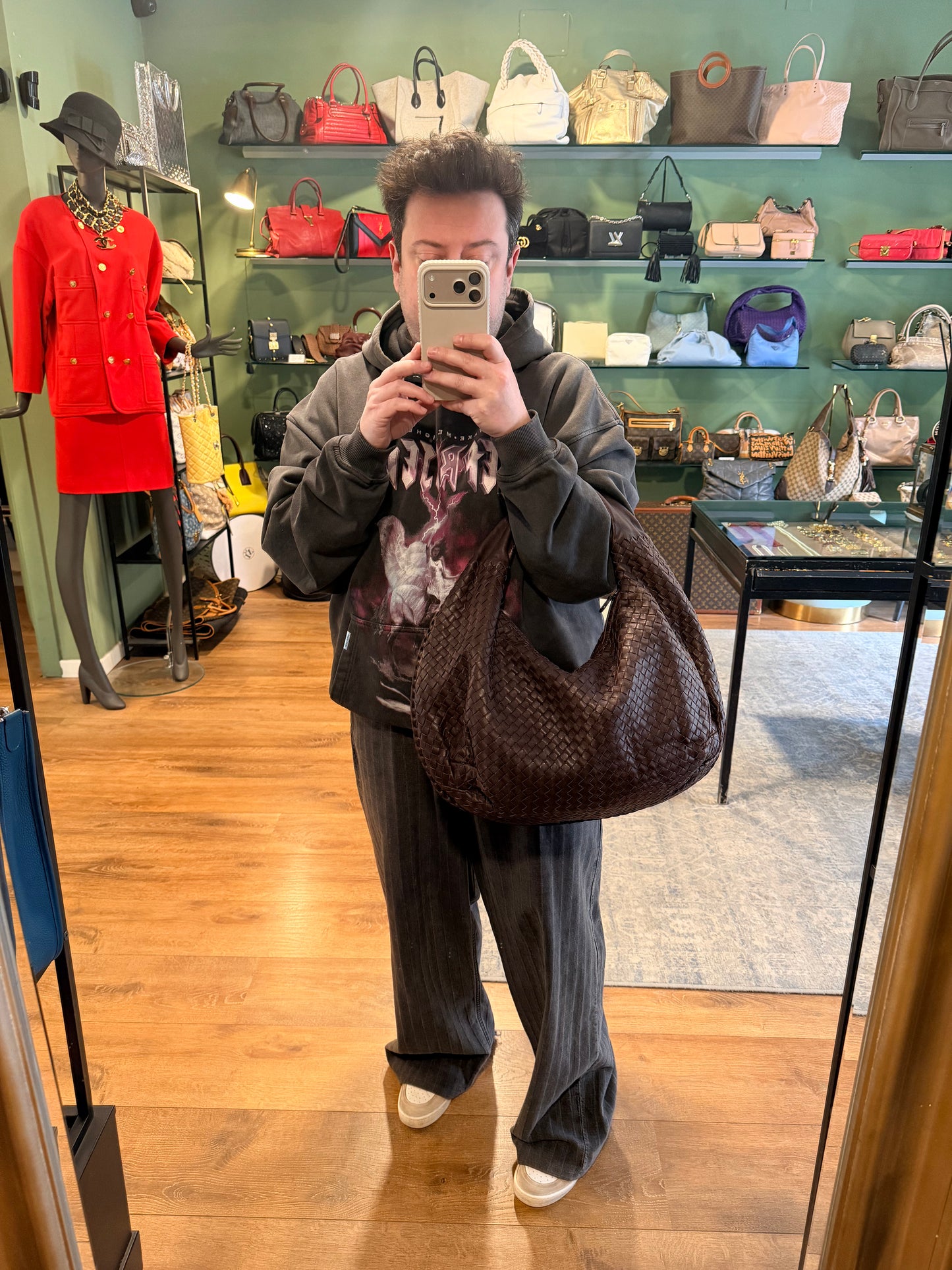 BOTTEGA VENETA BROWN LARGE BELLY SHOULDER BAG