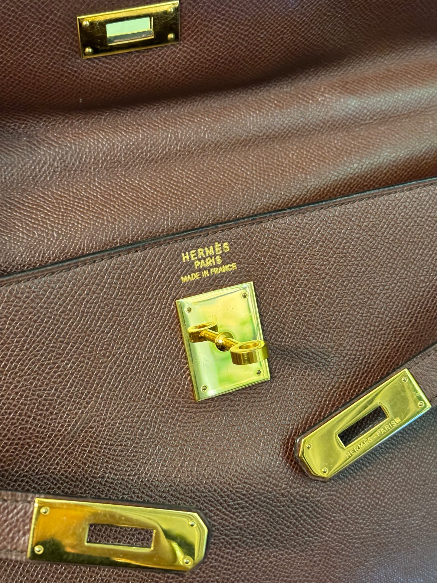 HERMÈS BROWN COURCHEVEL KELLY 35 HANDBAG