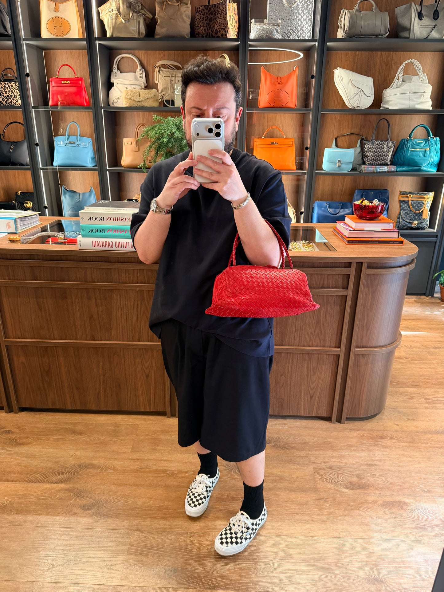 BOTTEGA VENETA RED INTRECCIATO BOWLING HANDBAG