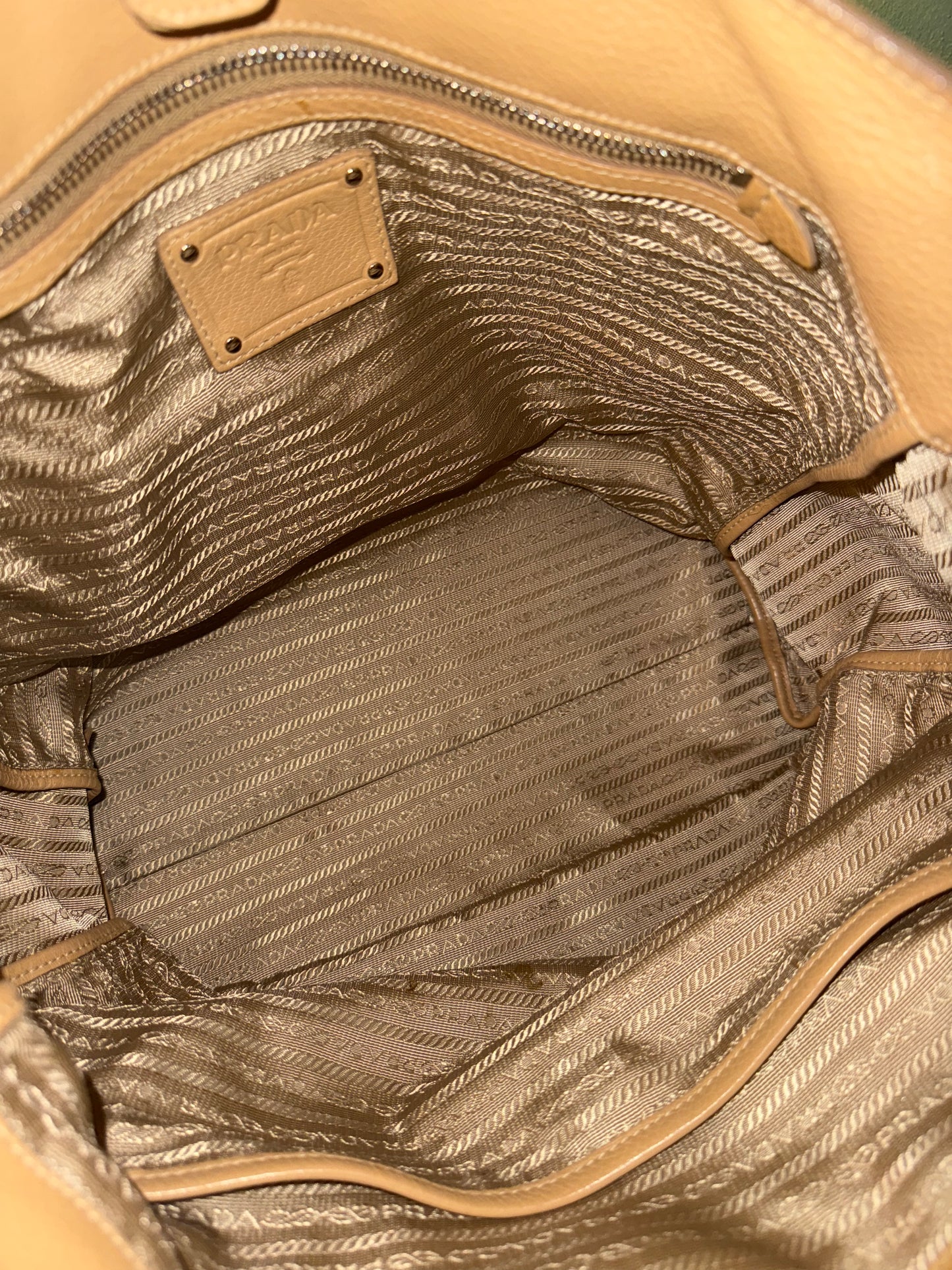 PRADA BEIGE LEATHER SHOPPING TOTE