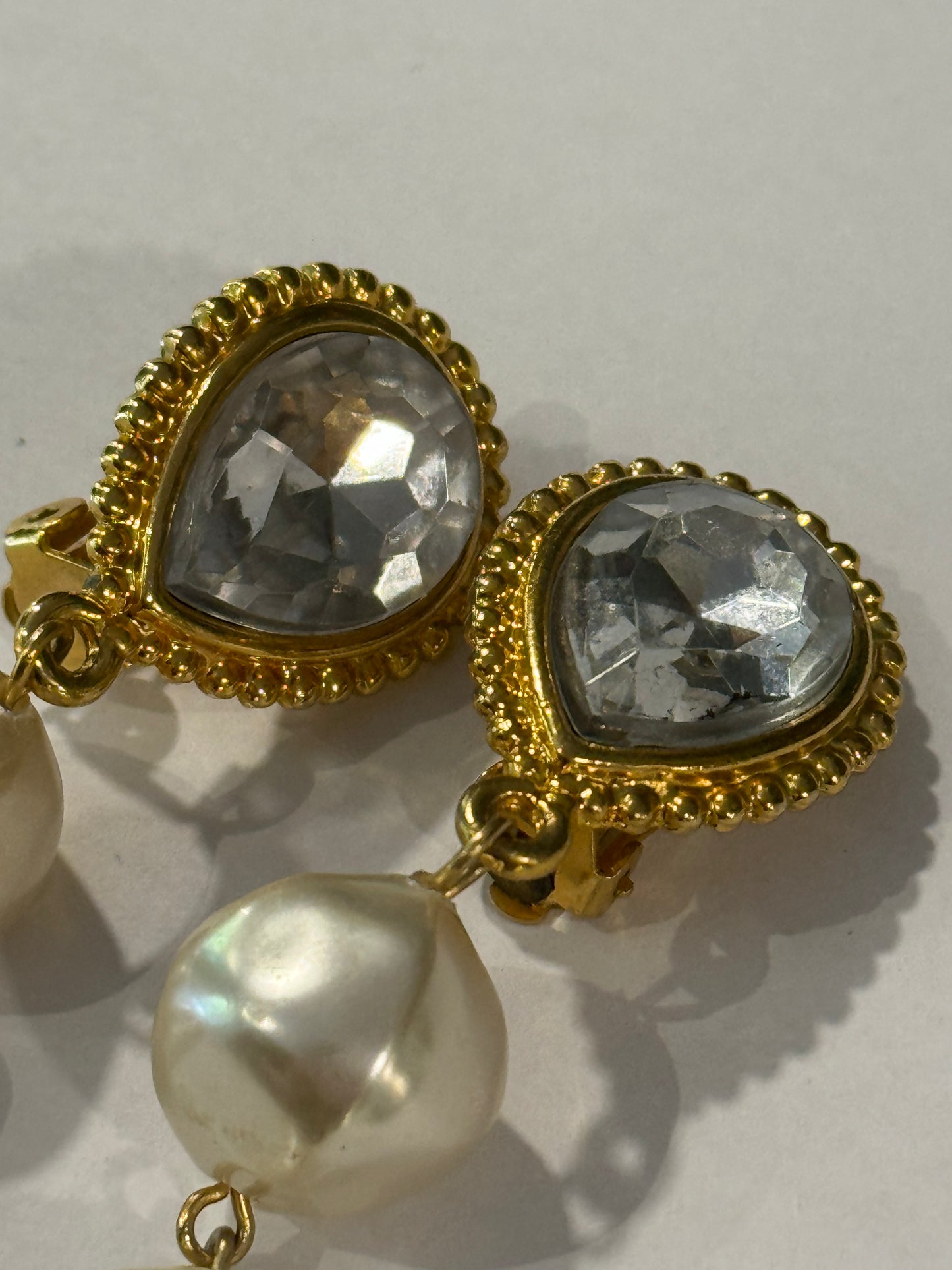 VINTAGE 60'S STRASS AND PEARLS EARRINGS