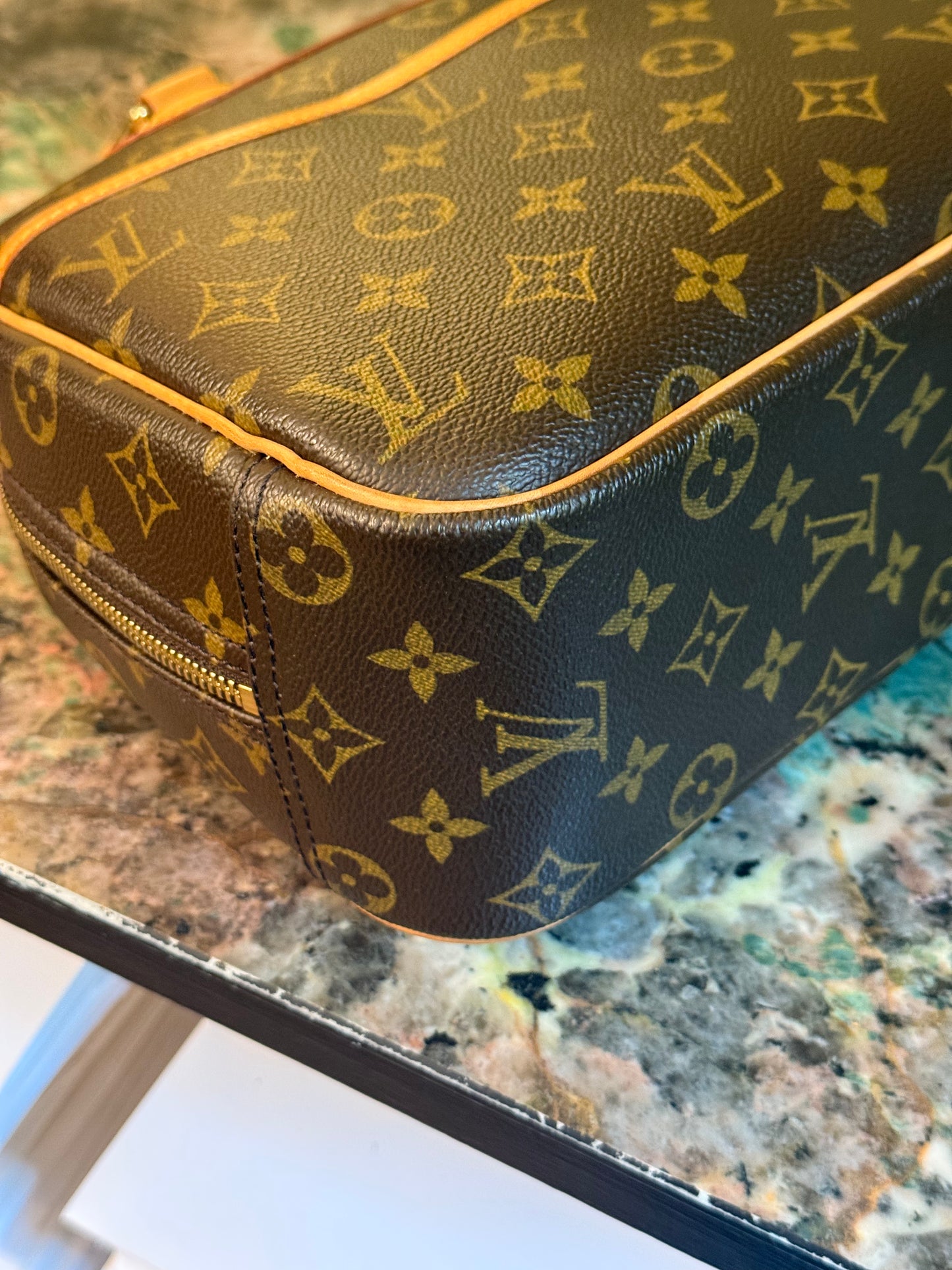 LOUIS VUITTON MONOGRAM TROUVILLE HANDBAG