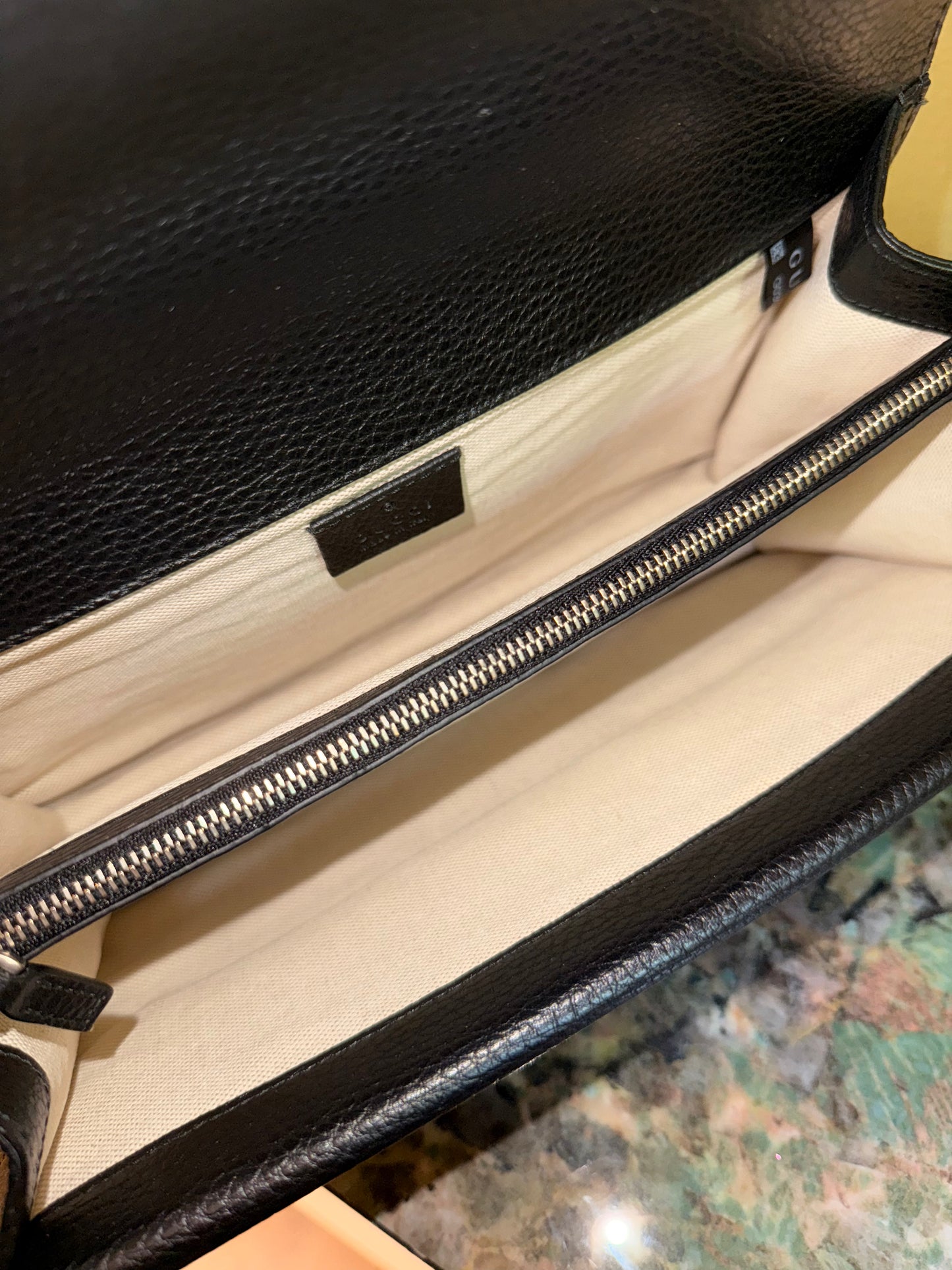 GUCCI MEDIUM BALCK LEATHER DIONYSUS SHOULDER BAG