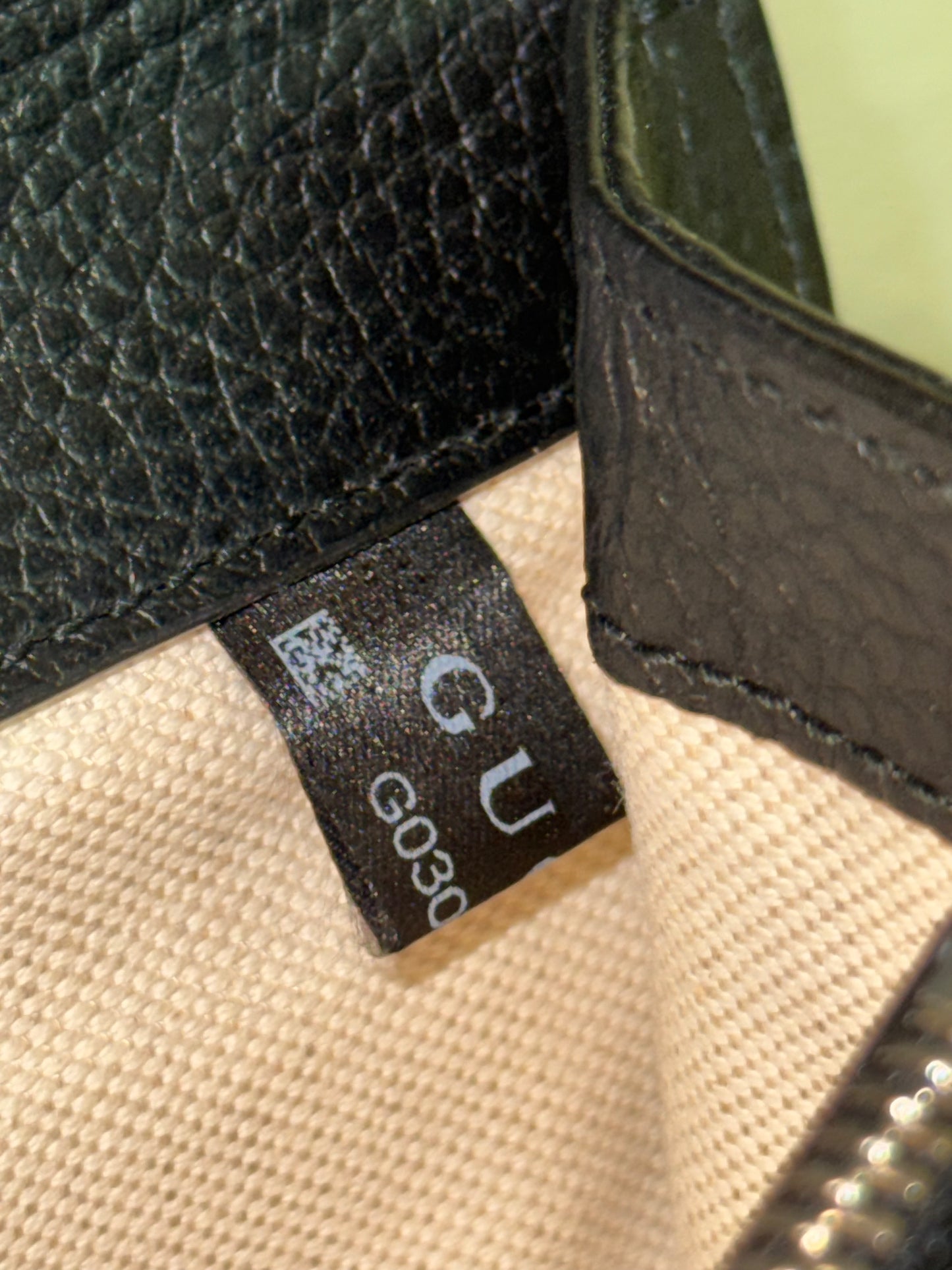 GUCCI MEDIUM BALCK LEATHER DIONYSUS SHOULDER BAG