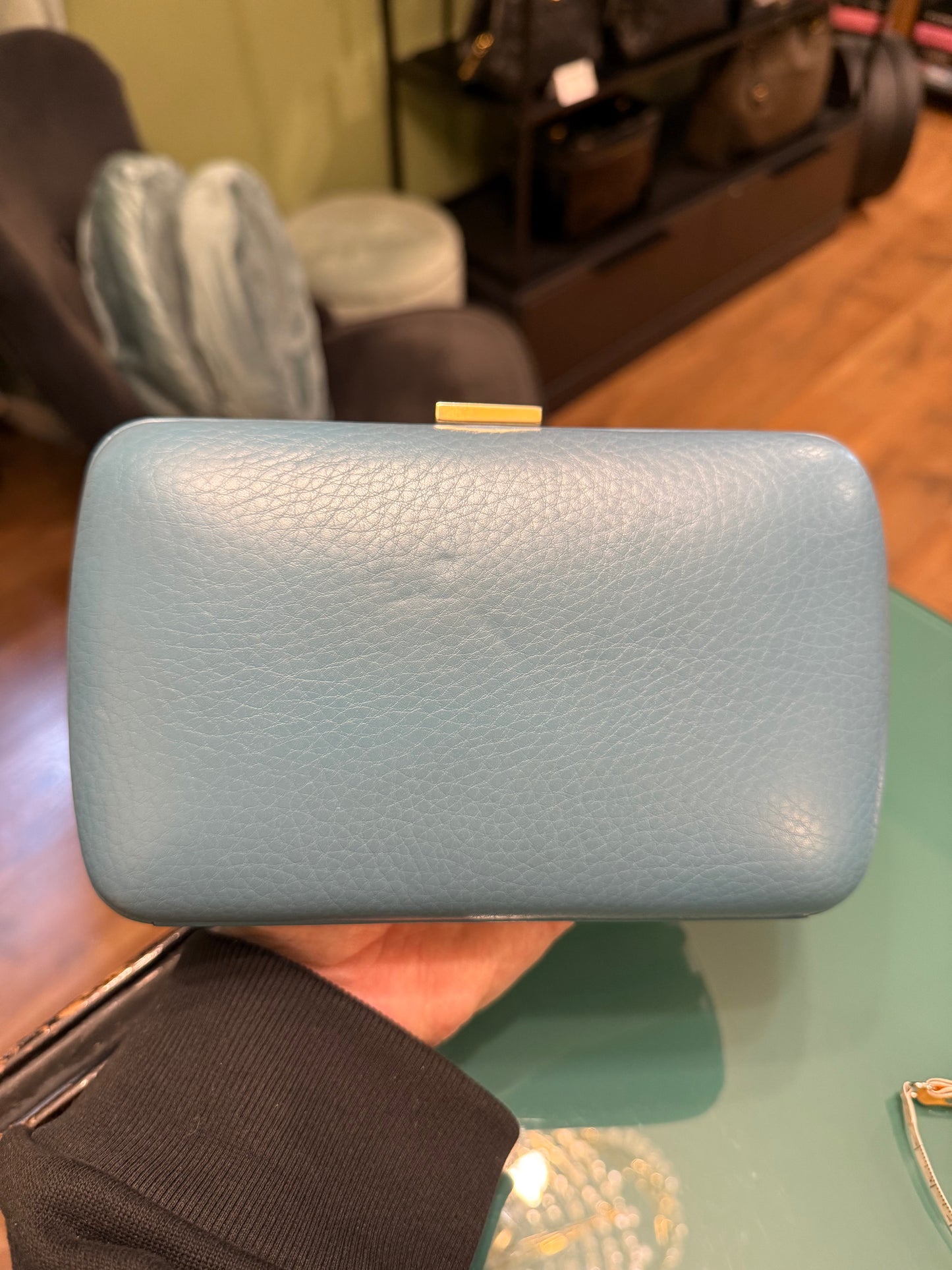 GUCCI BLUE SOHO CHAIN CLUTCH