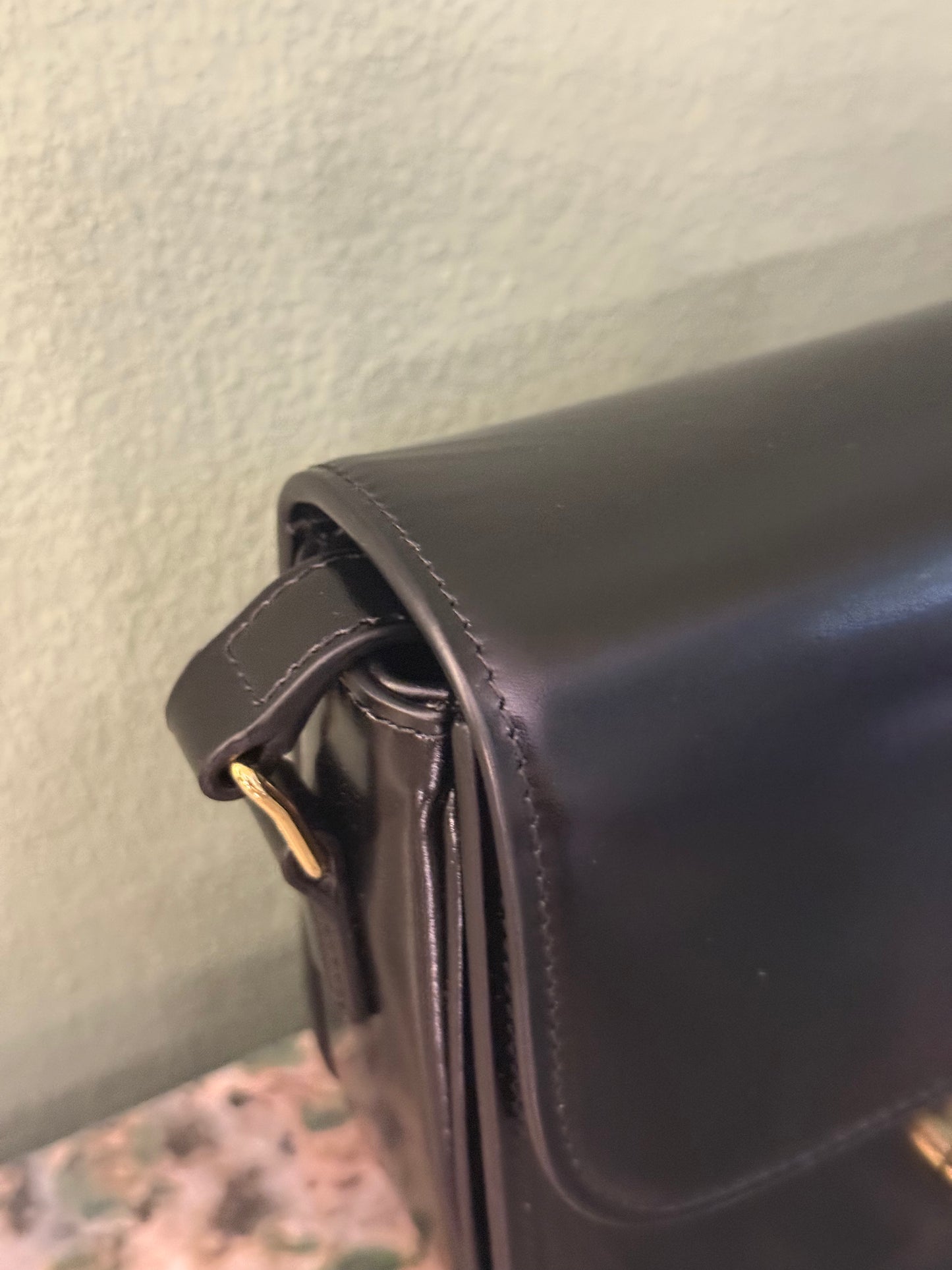 CELINE TEEN BLACK TRIOMPHE CROSSBODY BAG