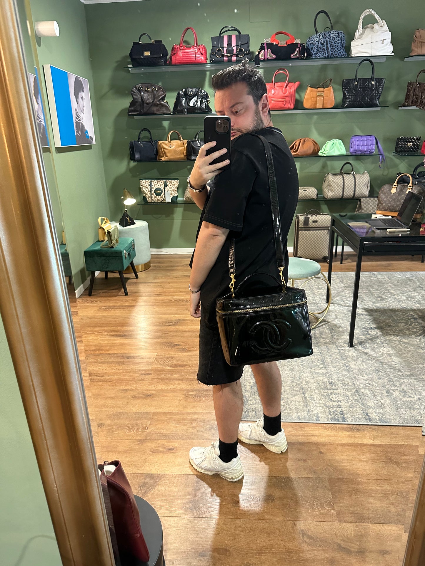 CHANEL BLACK PATENT VANITY CASE