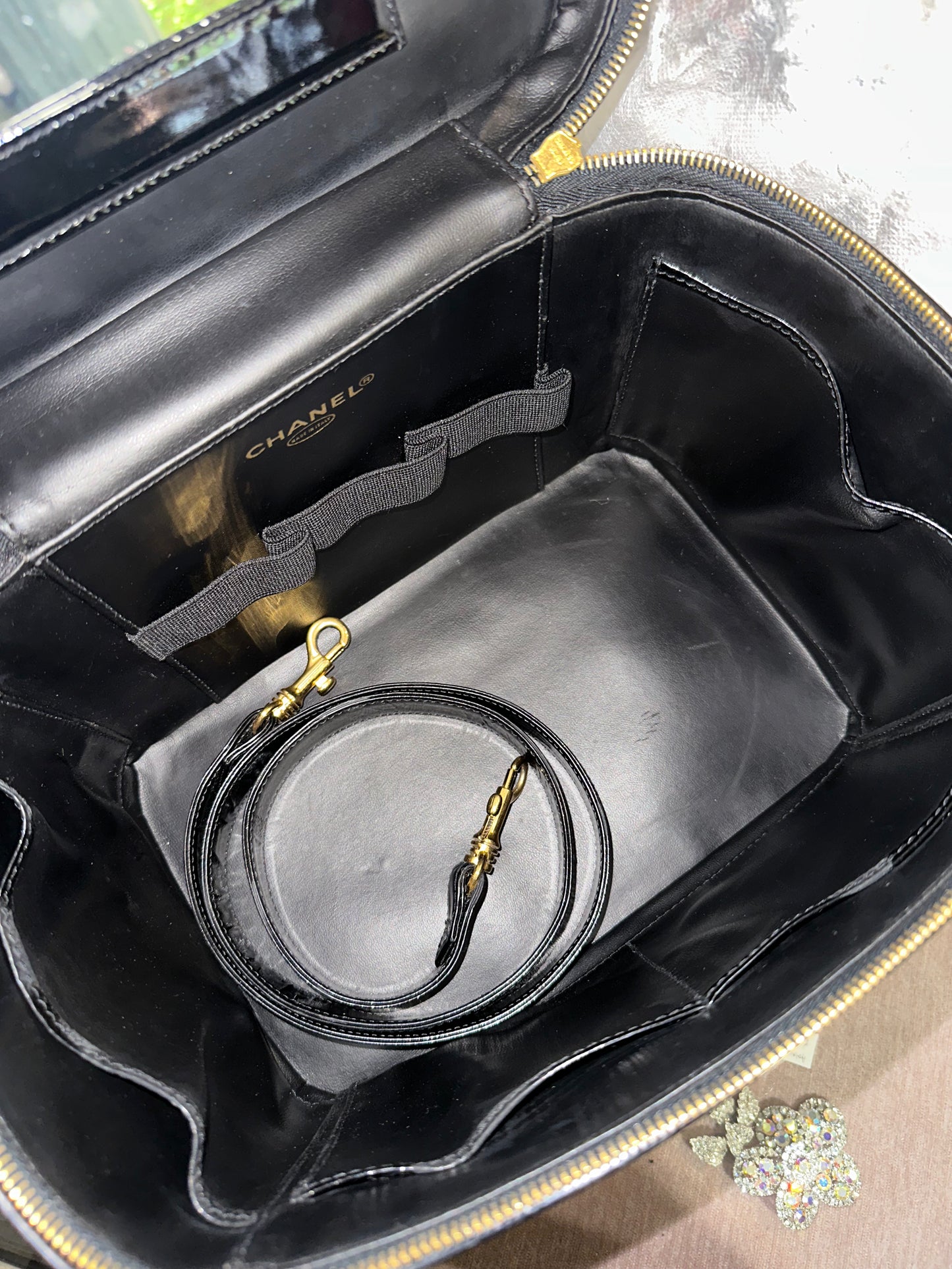 CHANEL BLACK PATENT VANITY CASE
