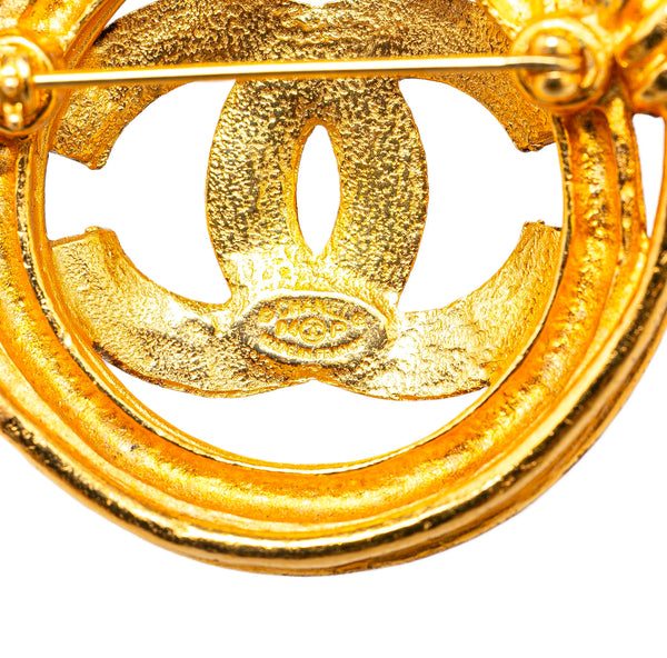 CHANEL GOLD PLATED CC BROOCH