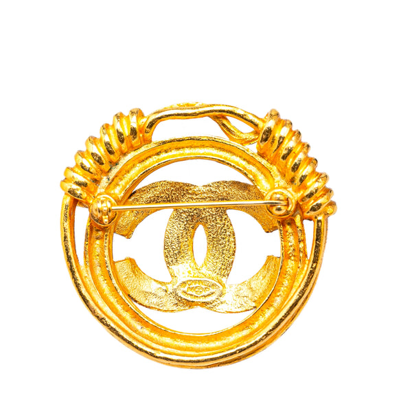 CHANEL GOLD PLATED CC BROOCH