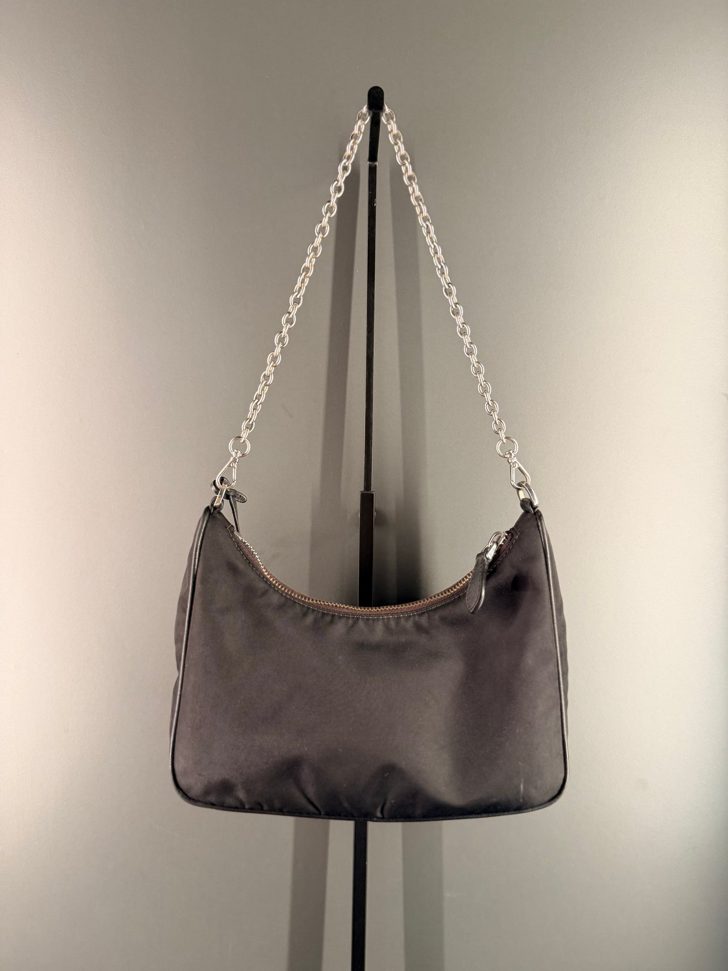 PRADA BLACK NYLON RE EDITION 2005 CROSSBODY BAG