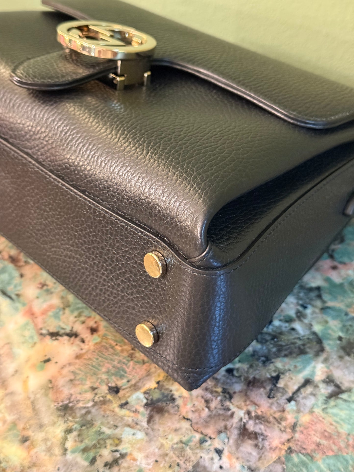 GUCCI BLACK INTERLOCKING CHAIN SHOULDER BAG