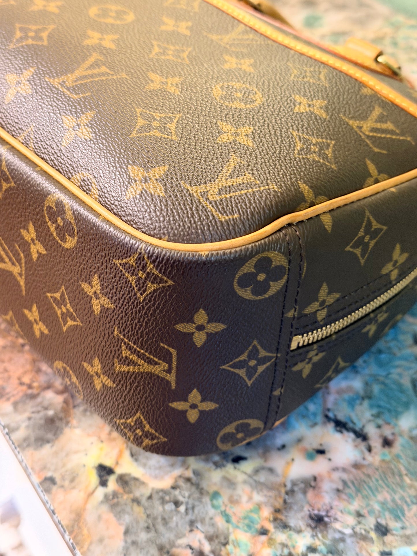 LOUIS VUITTON MONOGRAM TROUVILLE HANDBAG