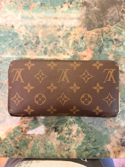 LOUIS VUITTON MONOGRAM ZIPPY WALLET