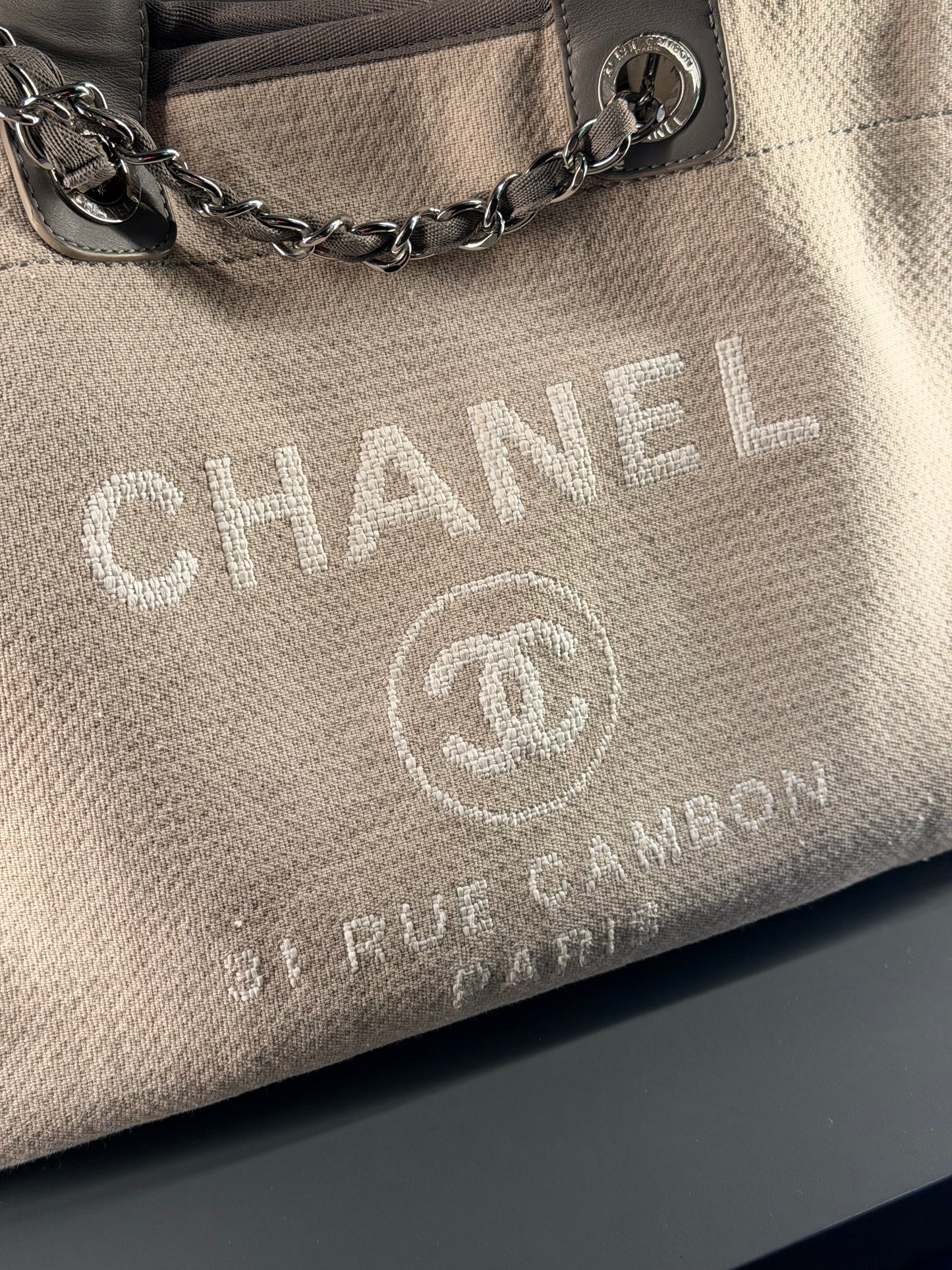 CHANEL GREY MEDIUM DEAUVILLE SHOPPING TOTE