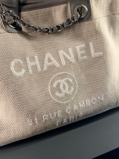 CHANEL GREY MEDIUM DEAUVILLE SHOPPING TOTE