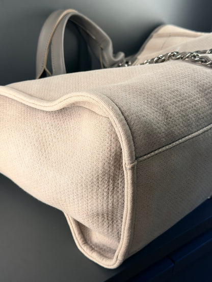 CHANEL GREY MEDIUM DEAUVILLE SHOPPING TOTE