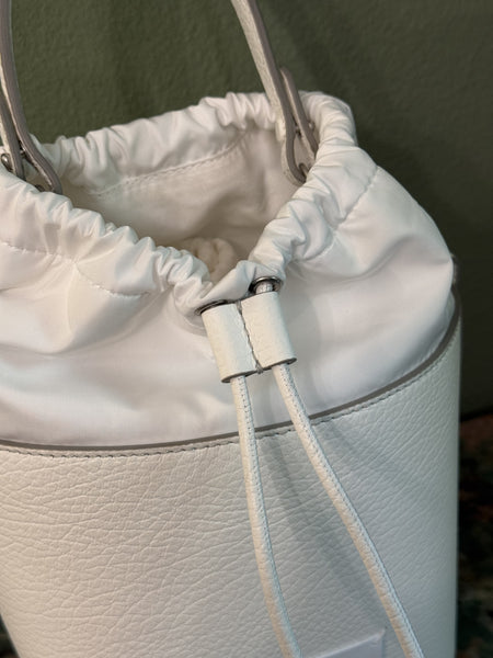 MAISON MARGIELA WHITE TOP HANDLE BUCKET BAG