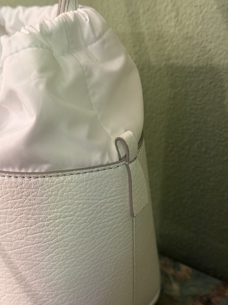 MAISON MARGIELA WHITE TOP HANDLE BUCKET BAG