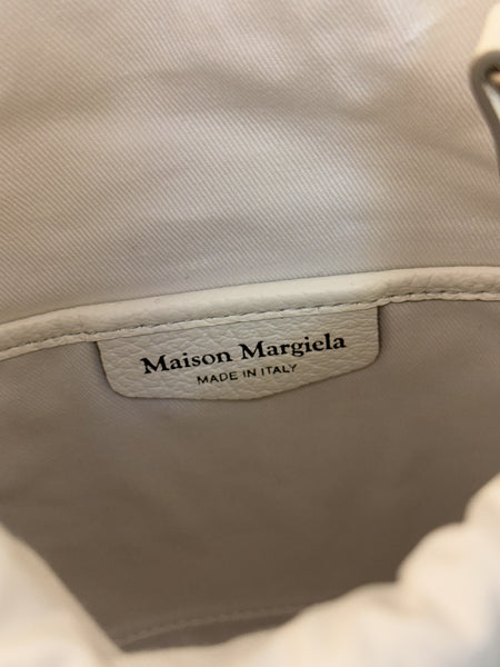 MAISON MARGIELA WHITE TOP HANDLE BUCKET BAG