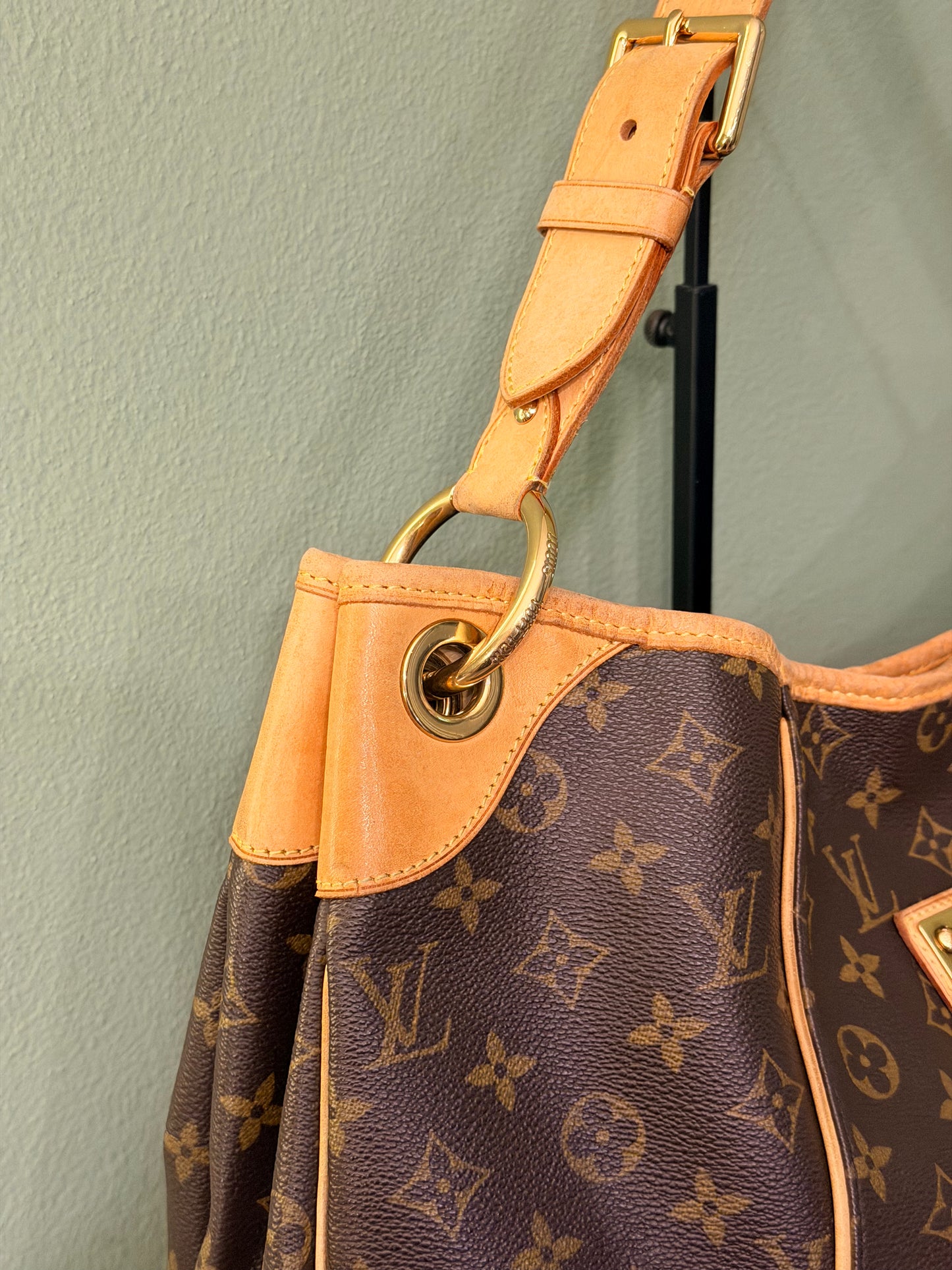 LOUIS VUITTON MONOGRAM GALLIERA GM SHOULDER BAG