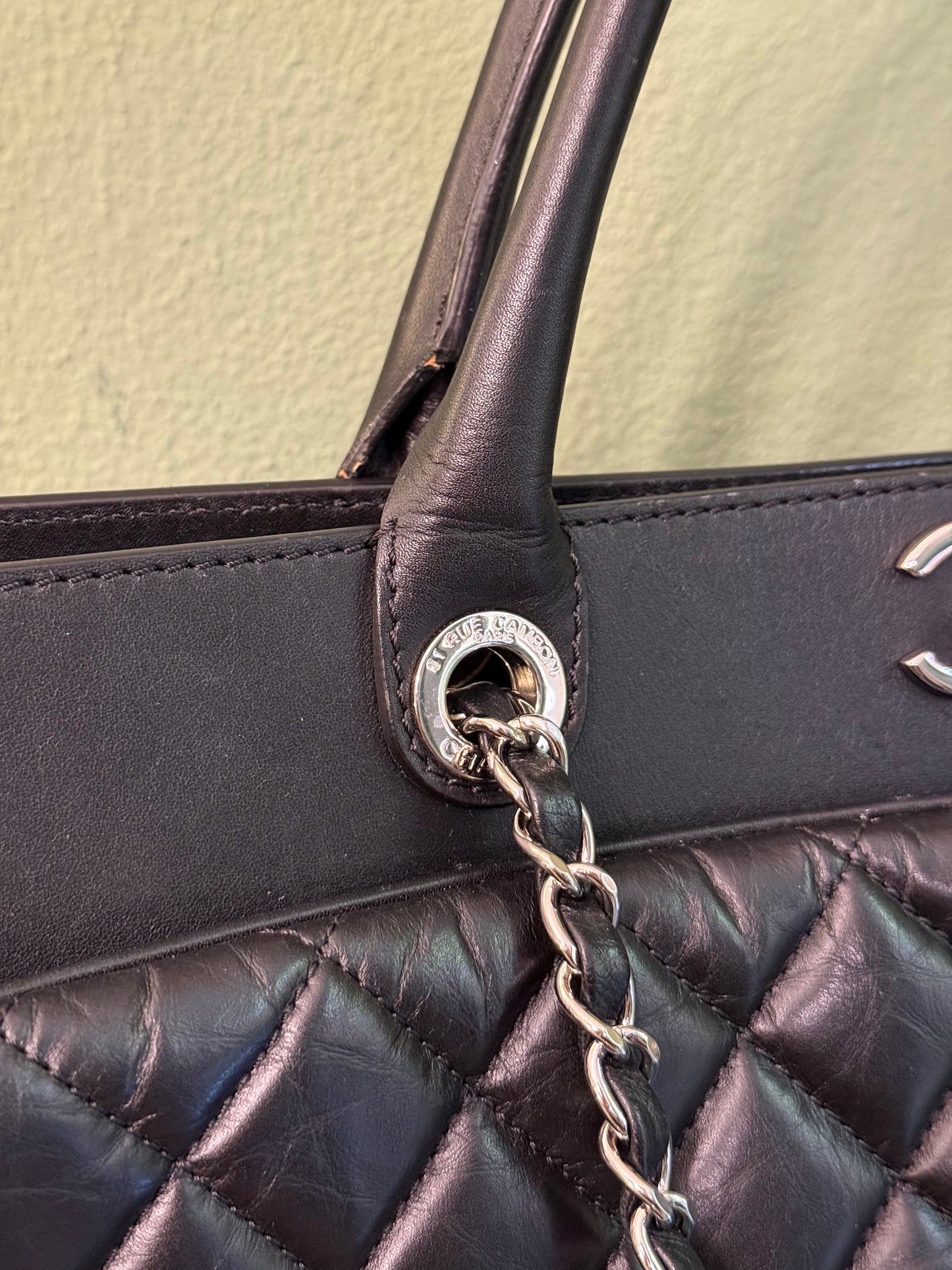 CHANEL BLACK NEO SOFT SHOPPING TOTE