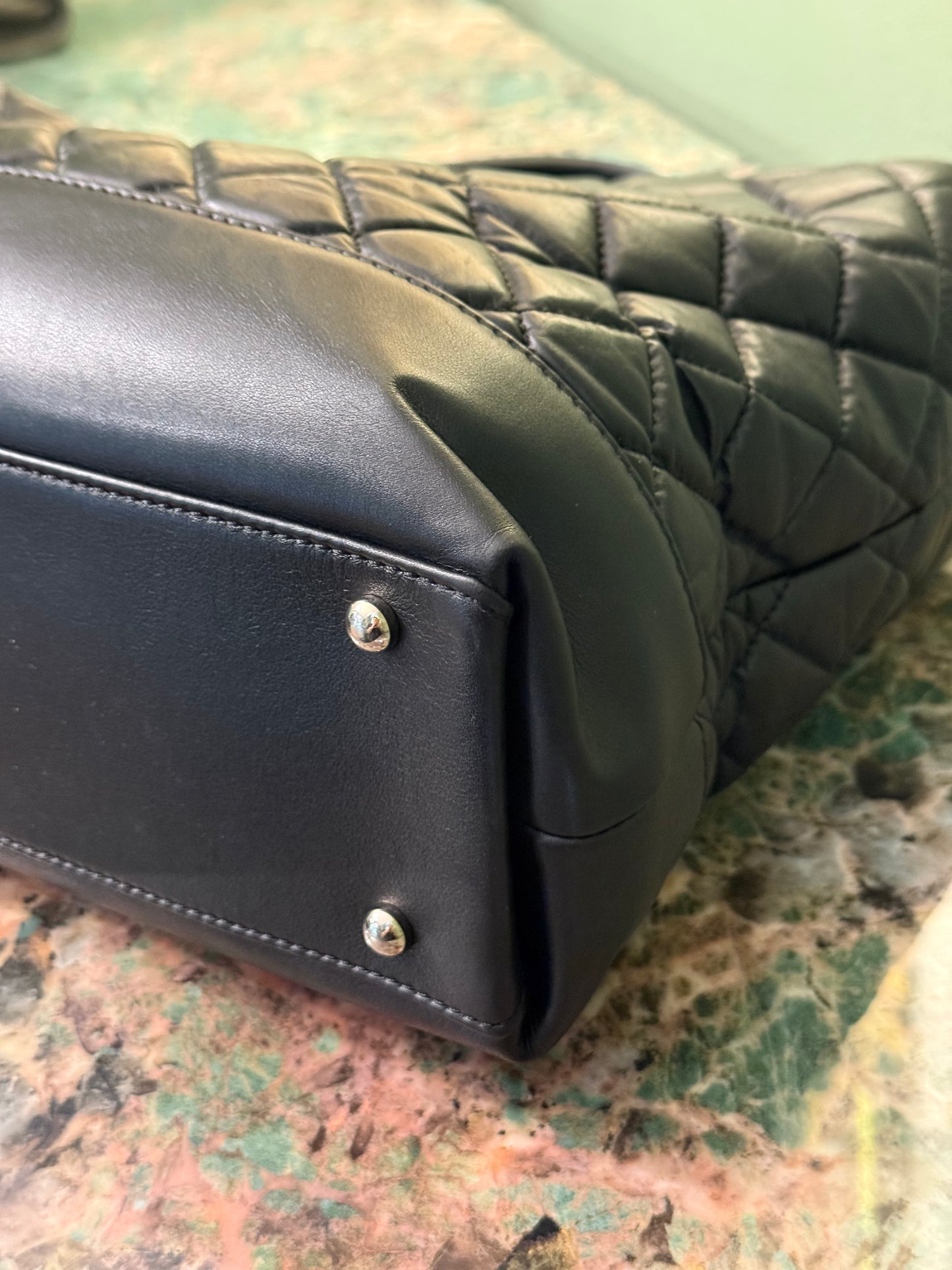 CHANEL BLACK NEO SOFT SHOPPING TOTE