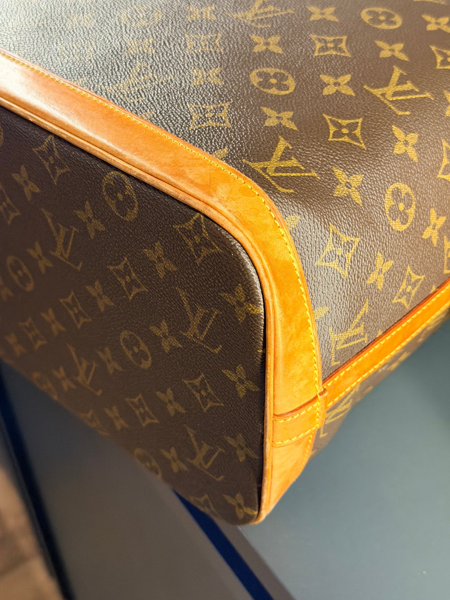 LOUIS VUITTON MONOGRAM AMFAR SHOULDER BAG