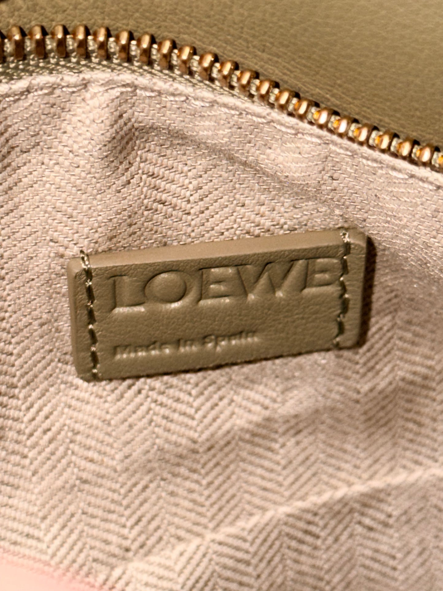 LOEWE GREEN SMALL PUZZLE EDGE CROSSBODY BAG