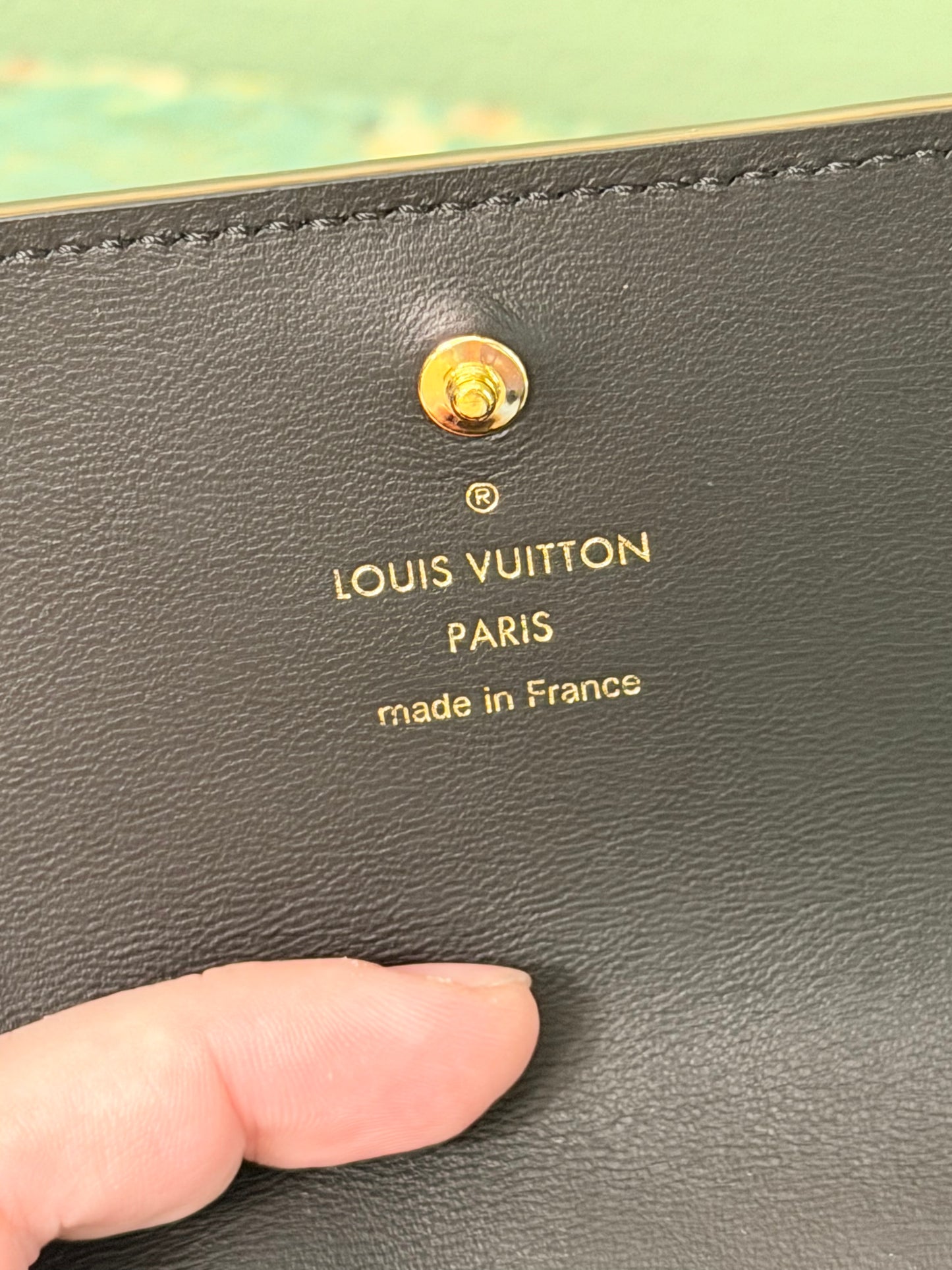LOUIS VUITTON BLACK CAPUCINES TINY WALLET