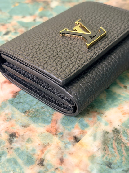 LOUIS VUITTON BLACK CAPUCINES TINY WALLET