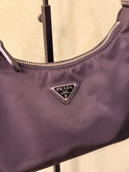 PRADA BLACK NYLON RE EDITION 2005 CROSSBODY BAG