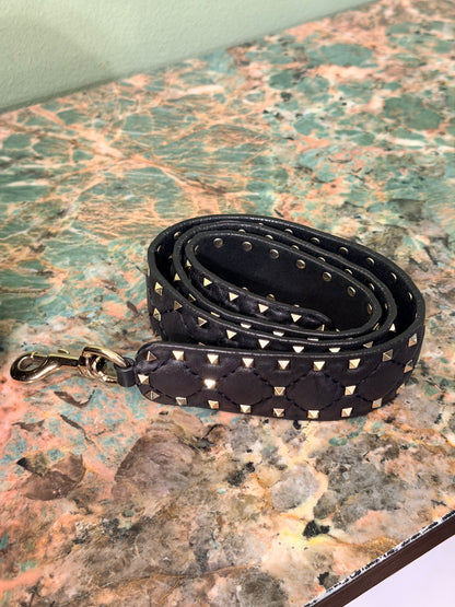 VALENTINO BLACK LARGE ROCKSTUD SPIKE HANDBAG