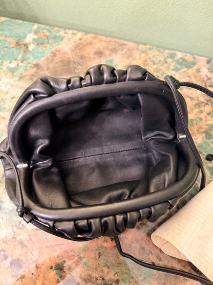 BOTTEGA VENETA BLACK MINI POUCH CROSSBODY BAG
