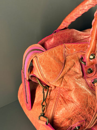 BALENCIAGA PINK CLASSIC MEDIUM CITY HANDBAG