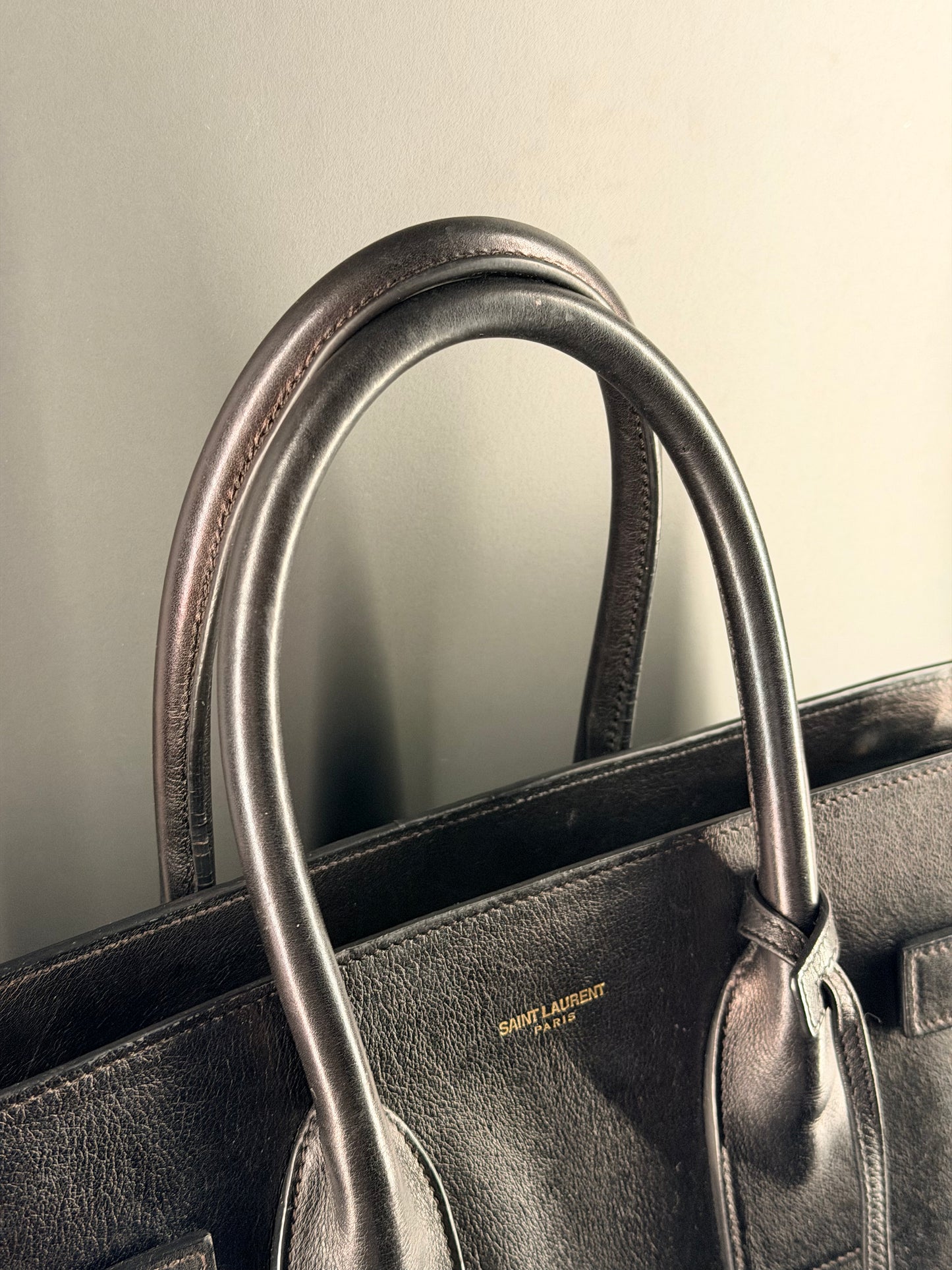SAINT LAURENT BLACK LARGE SAC DE JOUR HANDBAG