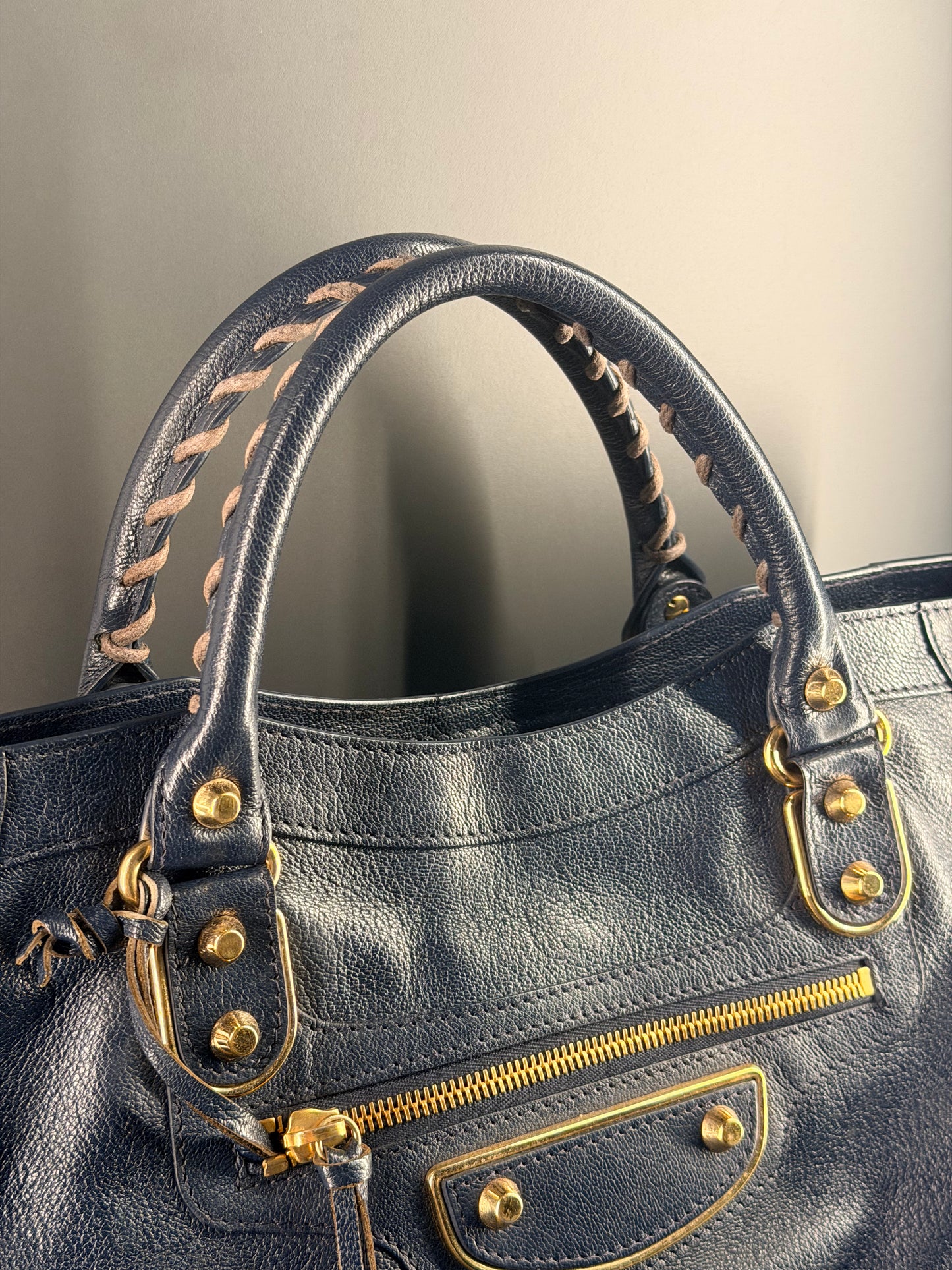 BALENCIAGA NAVY MEDIUM CLASSIC CITY EDGE HANDBAG