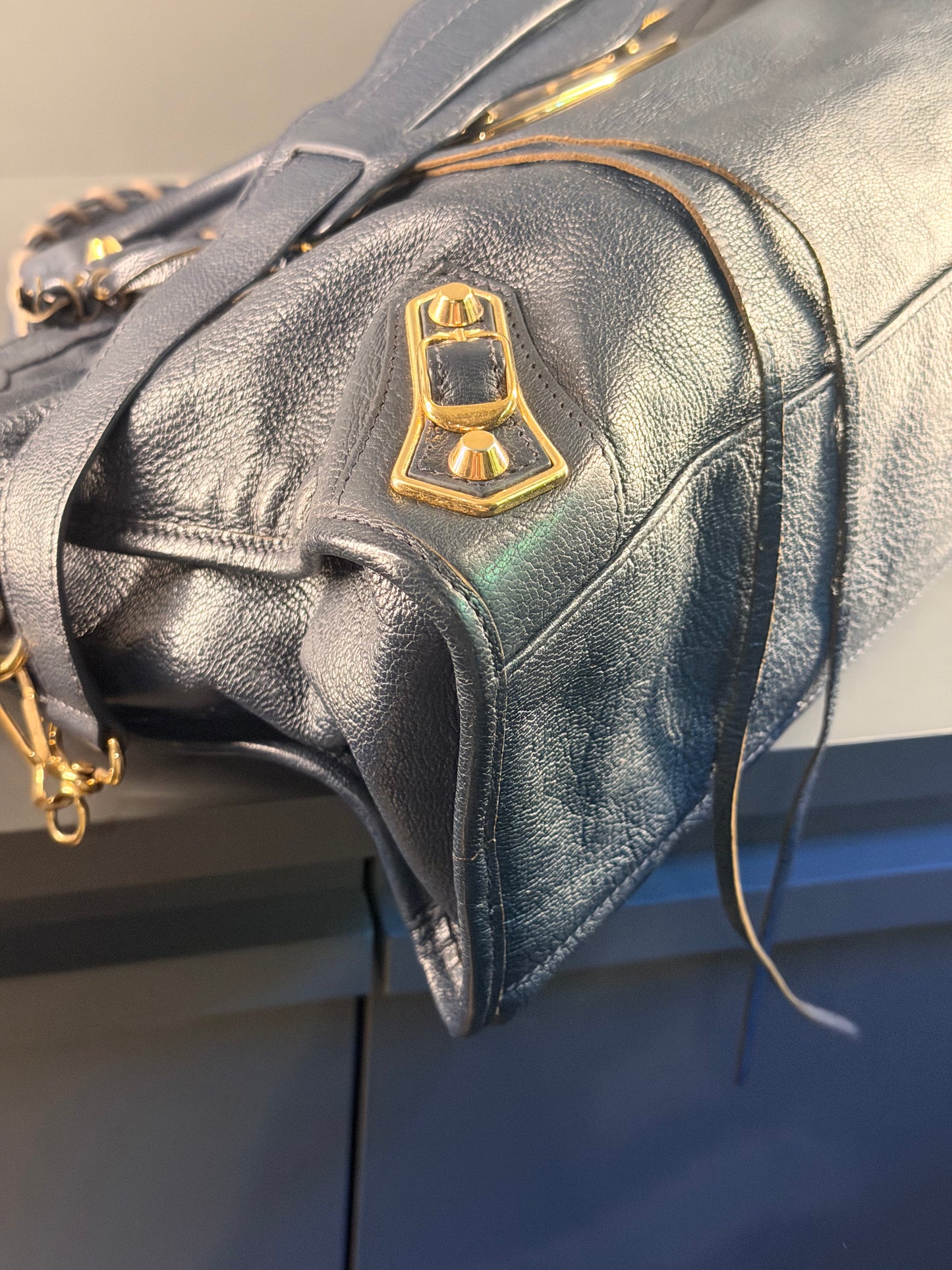 BALENCIAGA NAVY MEDIUM CLASSIC CITY EDGE HANDBAG